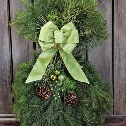 26" Wintergreen Spray