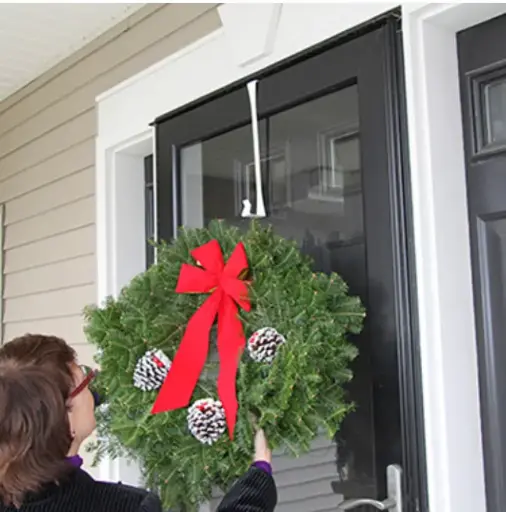 EZ Wreath Hanger